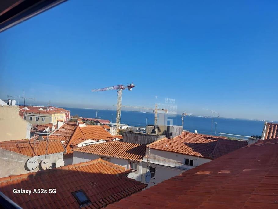 Ferienwohnung The Cozy Duplex In Lisbon'S Heart Exterior foto